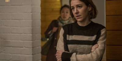 《杀死伊芙》第三季双女主酥麻耳语！茱蒂康默霸气强压吴珊卓