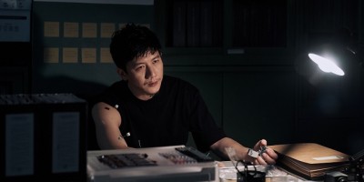 迷你剧集《追凶500天》首曝前导海报！北影影帝莫子仪化身怪咖神探
