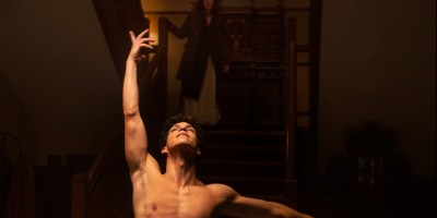 卡菈新剧10月上线！Netflix西班牙剧集《有人非死不可》首曝剧照