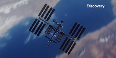 马斯克太空梦成真！《重返太空 : 太空船溅落》精彩纪录SpaceX天龙号光荣时刻