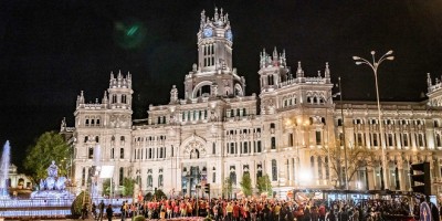 《良医墨非》佛莱迪海默尔模仿《纸房子》？潜入西班牙银行偷秘宝