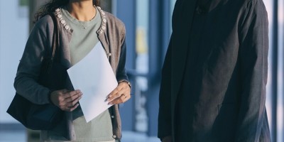 首场戏就天雷勾地火！吴奕蓉《我愿意》误入邪教恋上师兄邹承恩