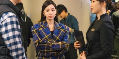 徐玄振携手《与神同行》金东旭！Netflix独家上线疗癒浪漫韩剧《你是我的春天》