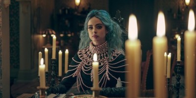 Netflix电影《夜读惊魂》曝正式预告！洁西卡琼斯化身邪恶女巫