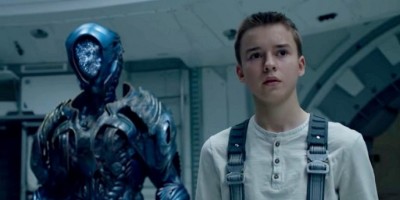 罗宾森一家冒险最终章！Netflix《迷失太空》第三季首曝预告
