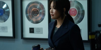 《比悲伤更悲伤的故事》剧集版再邀天生歌姬献唱！演员阵容群抢跟A-LIN拍合照