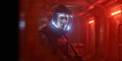 Netflix惊悚韩剧《寂静之海》公开正式预告！孔刘携裴斗娜上废弃月球