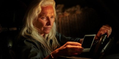 皮面人潜伏近50年！Netflix《德州电锯杀人狂2022》公开正式预告