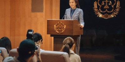潘仪君《八尺门的辩护人》挑战演出法务部长！俐落变身政治菁英