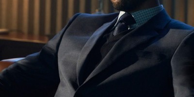 Netflix电影《灰色人》首曝剧照！美国队长缉捕杀手雷恩葛斯林
