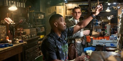 Netflix《打卡猎人》曝正式预告！杰米福克斯携史努比狗狗猎杀吸血鬼