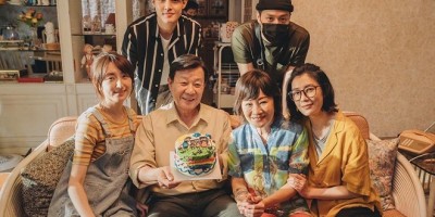 寇世勳《妈，别闹了！》成地表最暖老爸！花絮曝片场斗嘴比莉笑翻全场