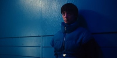 Netflix剧集《Copenhagen Cowboy》首曝预告！尼可拉斯温丁黑芬打造异想惊悚新剧