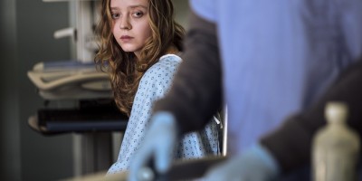 Netflix邪教剧集《俄亥俄的魔鬼》惊悚上线！统筹谈《识骨寻踪》女星完美选角