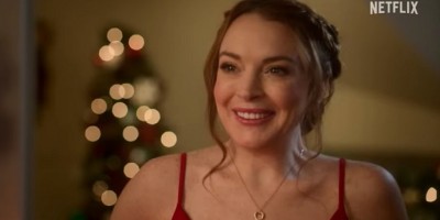 琳赛萝涵意外失忆找寻真爱！Netflix电影《圣诞倾情》预告上线