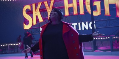 Apple TV+推出年度钜作《耶诞魔力响叮当》！莱恩雷诺斯搭挡威尔法洛搞笑欢庆圣诞