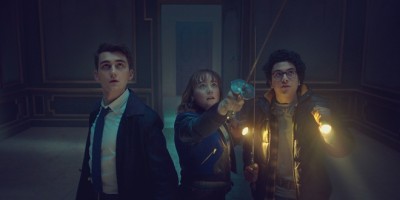 Netflix推出奇幻剧集《洛克灵异侦探社》！伦敦捉鬼小队对抗邪灵
