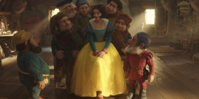 【影评】《白雪公主》：故事毫无高潮起伏过于儿戏，改编后没有更好的平庸之作