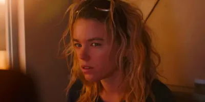 彼得·萨夫兰否认“超级英雄疲劳”：《超级少女》能否靠创新打破类型困局？
