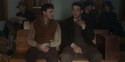 初恋即是唯一！保罗·麦斯卡联手乔什·奥康纳，《有声之年》留声机里刻下的禁忌之爱