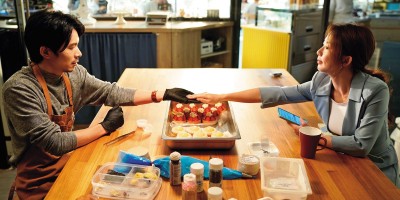 《何百芮》IP宇宙大爆发：留美硕士导演接棒，地狱级爱情喜剧火辣回归