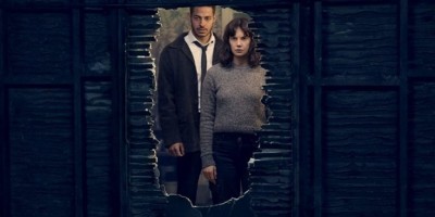 BBC影集《The Woman in the Wall》首曝预告！露丝威尔森捲入离奇凶杀案
