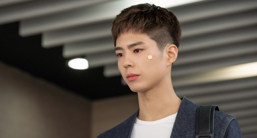 朴宝剑面临兵役陷两难！Netflix独家上线《青春纪录》与韩同日播出