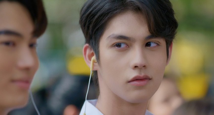 颜值天花板BL泰剧登大银幕！《2gether电影版》混血男神Bright吸粉力惊人