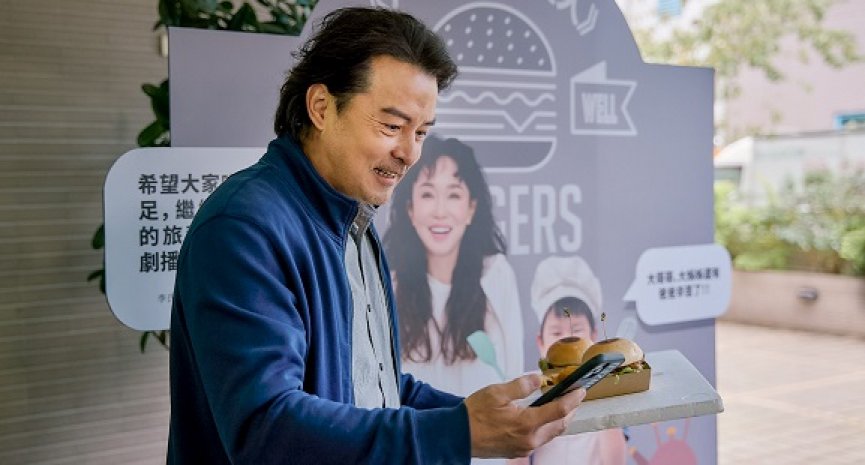 范文芳现身《八尺门的辩护人》片场？李铭顺遇