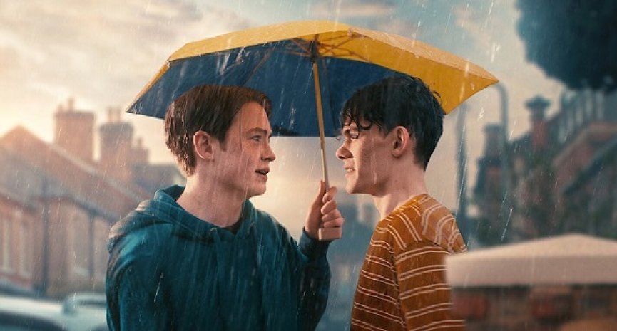 小鲜肉配英国腔、台词糖分超标！Netflix校园BL剧集《恋爱修课》8大看点