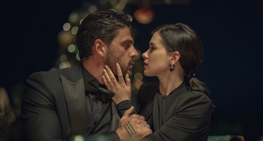 Netflix 情色电影《今时之慾》开播 IMDb 仅 3 分！粉丝崩溃