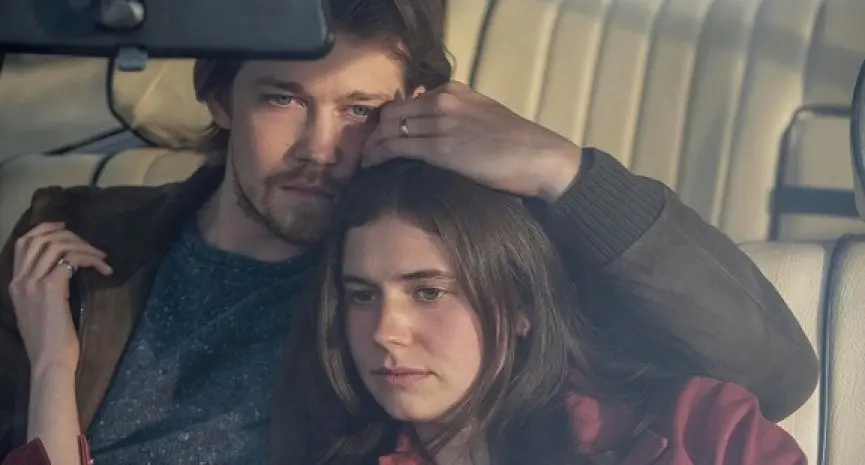 《正常人》班底新作《聊天纪录》首集免费看!乔欧文大谈开放式关系 《正常人》班底新作《聊天纪录》首集免费看!乔欧文大谈开放式关系