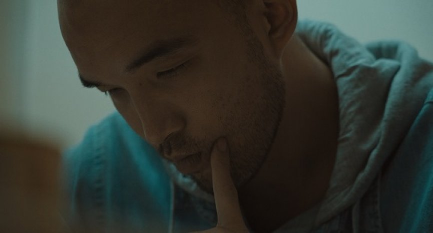 双亲罹患思觉失调症！《我永远永远永远爱你》文国士投身偏乡教育