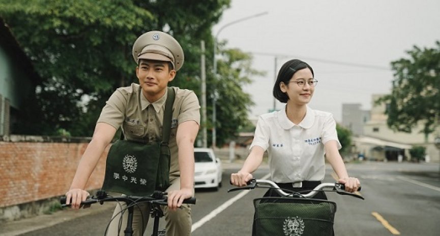 张庭瑚、袁子芸共谱《你在我心上》青春恋曲！陶晶莹、李李仁惊喜客串