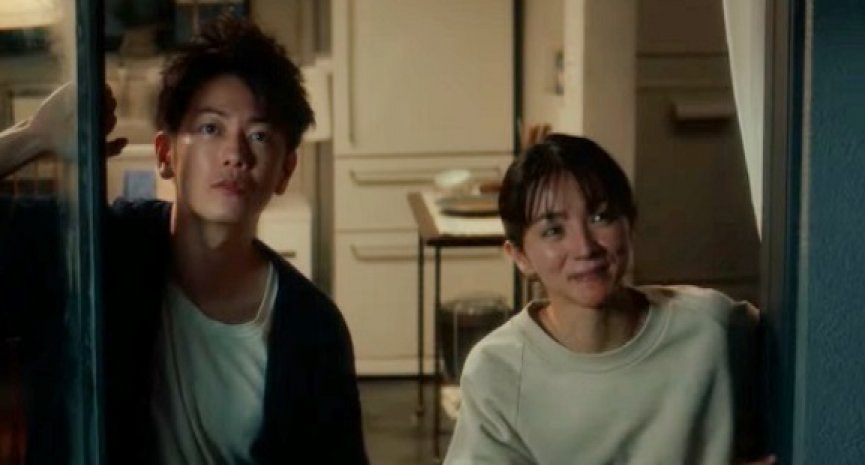 Netflix日剧《First Love 初恋》曝正式预告！佐藤健、满岛光谱动人爱恋