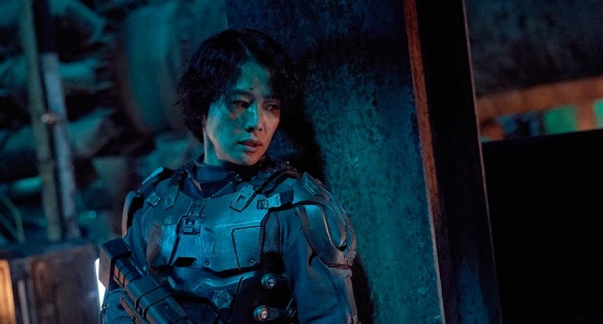 Netflix 科幻电影《静_E》曝正式预告！《屍速列车》延尚昊再度合作《地狱公使》金贤珠