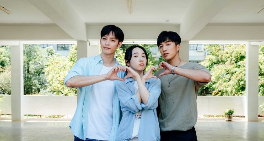电影《夏日的柠檬草》七夕情人节开镜！李沐、曹佑宁、娄峻硕共谱校园三角恋