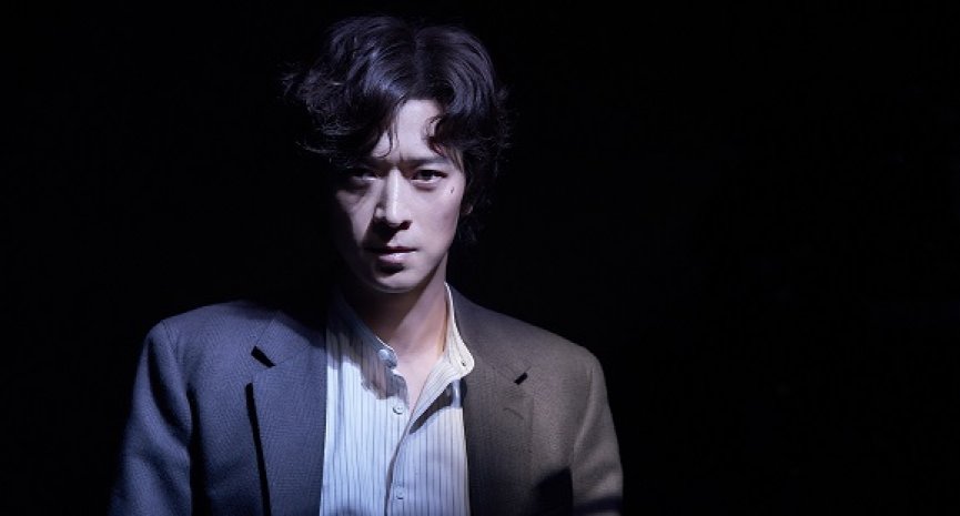 改编破400万次观看超人气漫画！姜栋元主演年度灵异动作鉅献《附身》
