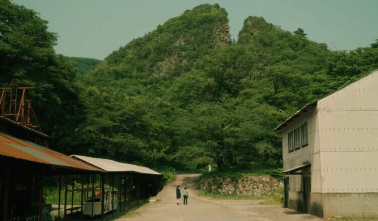 《我们是谁》