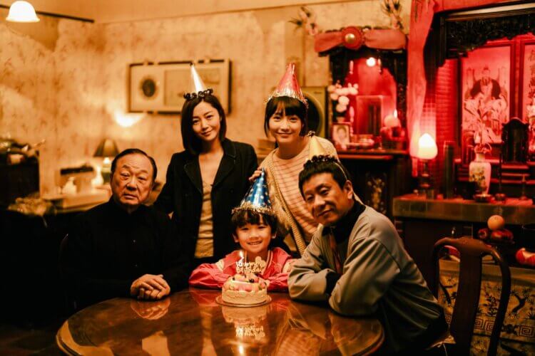 《破·地狱》台湾上映，电影评价心得：破一场香港的生死地狱，感动却不分国际