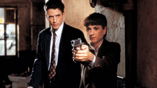 Netflix《叠影谋杀案》:被遗忘的 90 年代经典,值得你再次回顾 Netflix《叠影谋杀案》:被遗忘的 90 年代经典,值得你再次回顾