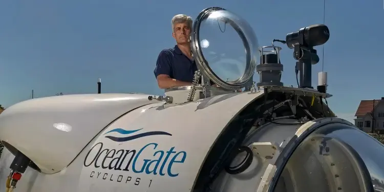 Netflix 纪录片《失落泰坦:铁达尼观光潜水器遇难揭秘》:每一声碳纤维爆裂的声音,都是步入地狱的脚步声 Netflix 纪录片《失落泰坦:铁达尼观光潜水器遇难揭秘》:每一声碳纤维爆裂的声音,都是步入地狱的脚步声