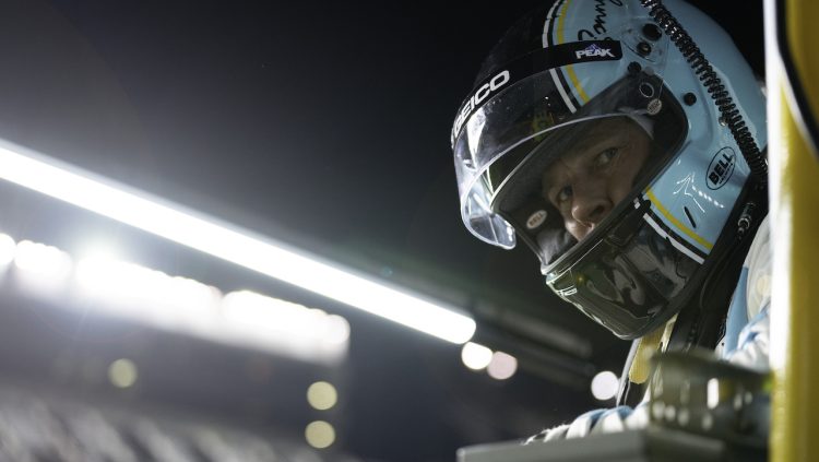 F1 赛车迷看《F1：狂飙飞车》：真有那场致命车祸原型？桑尼的战略可能实现吗？剧本真实或浪漫，一路拉锯到底首图