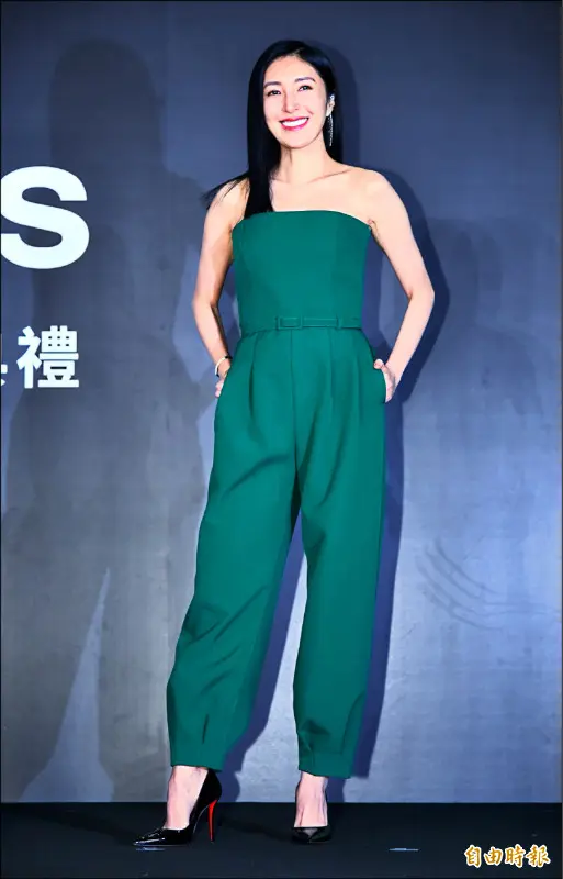 宿命对决还是姐妹情深?杨谨华六度逐梦金钟,三遇柯佳嬿笑谈“红线缘” 宿命对决还是姐妹情深?杨谨华六度逐梦金钟,三遇柯佳嬿笑谈“红线缘”