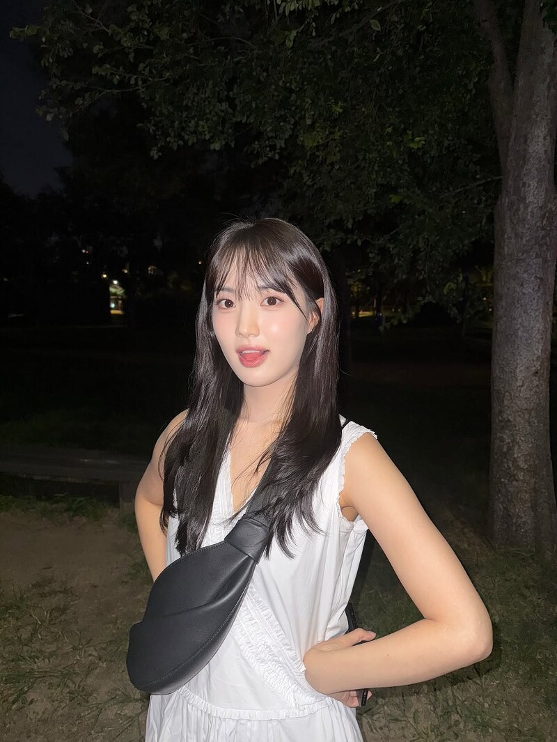 尹瑞娥私服造型 