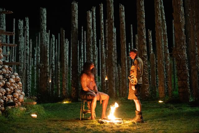 暴力惊悚全面升级！《28 年后：人骨圣殿》：当人性沦为末日里的最恶游戏