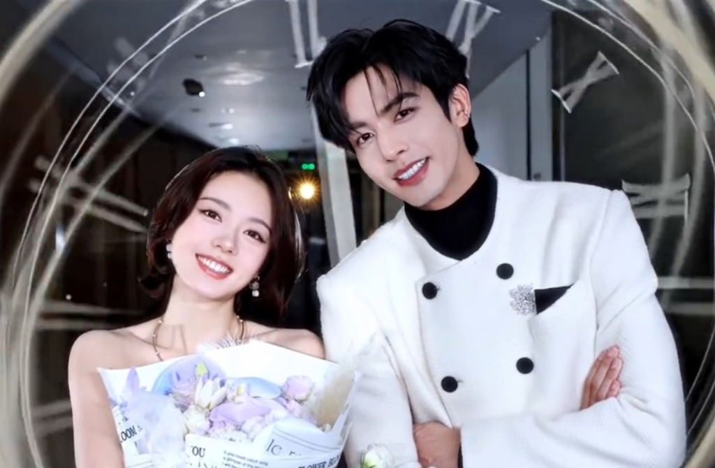 《骄阳似我》最强售后？赵今麦宋威龙合体亮相，粉丝：这就是婚礼现场！