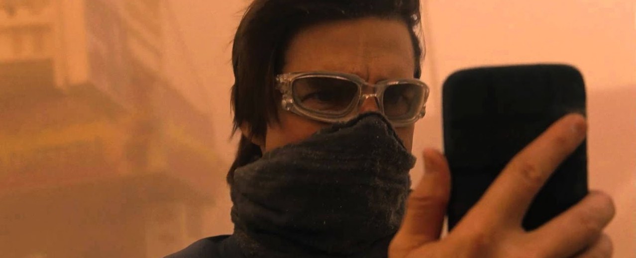 次元壁破了！阿汤哥空降《星球大战》片场，不当巨星当“摄像师”掌镜光剑对决