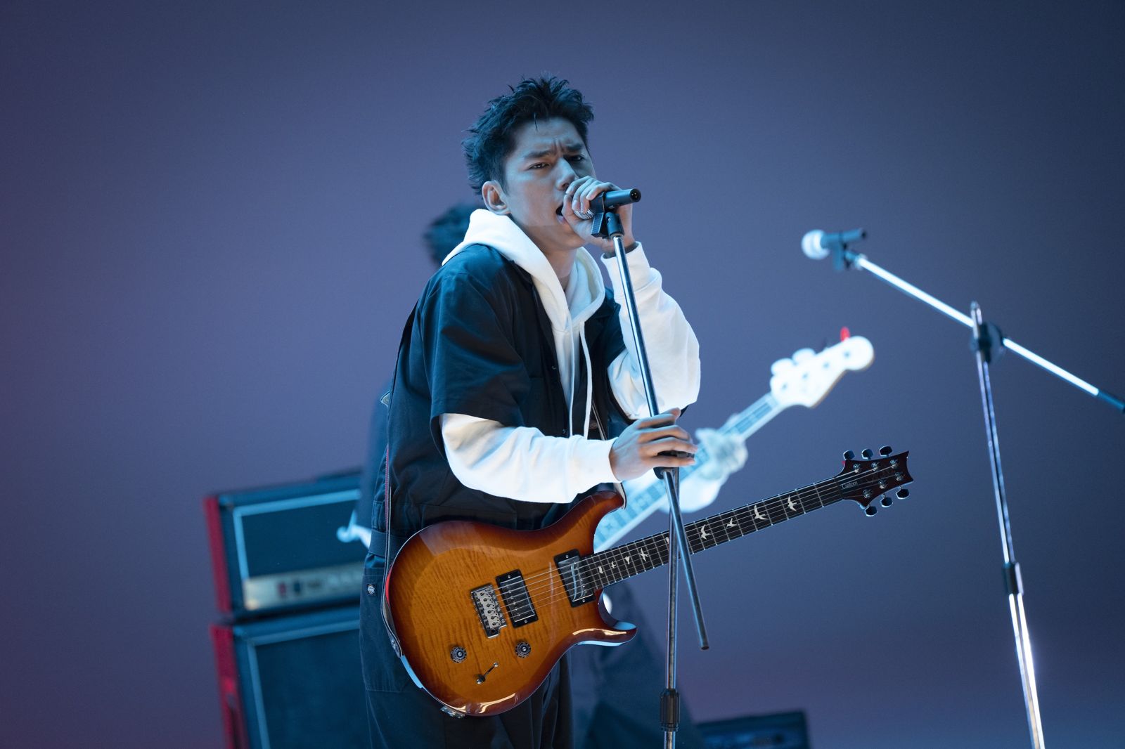 《影后》导演新作：张孝全颠覆形象演“废柴中年”，为戏献唱揭秘“拆解”幕后