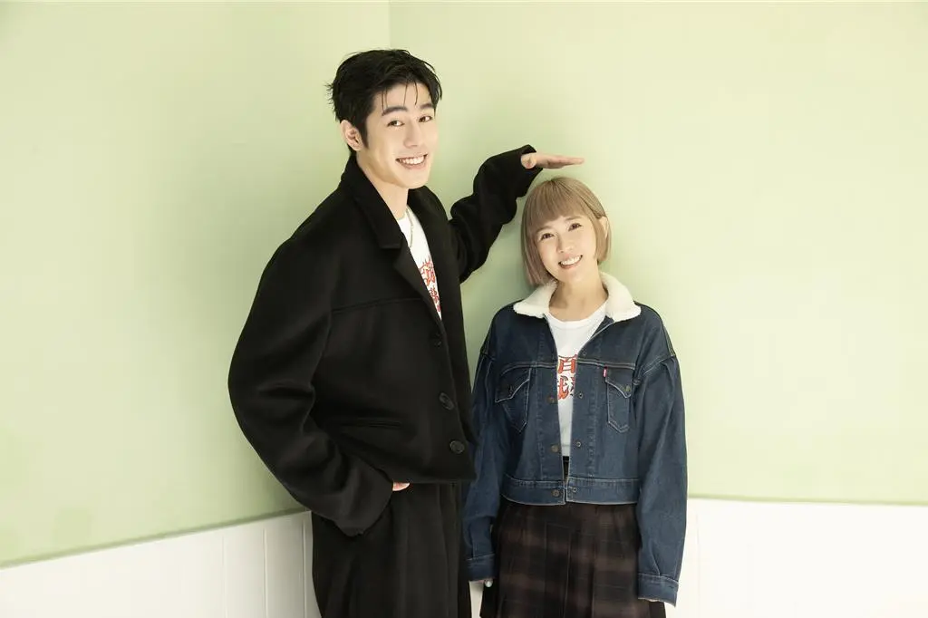 公园吻戏竟引来警察?孙可芳抢先杨谨华“挖掘”了詹怀云 公园吻戏竟引来警察?孙可芳抢先杨谨华“挖掘”了詹怀云